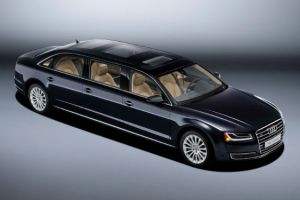 Audi A8 в кузове лимузин