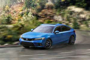 Новый Honda Civic Hatchback – иной вид и гибрид